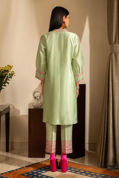 Shop House Of Inari Green Chanderi, Kota Doria Embroidery Gul-meh Floral Straight Kurta And Pant Set at Aza Fashions Shop_House Of Inari_Green Chanderi, Kota Doria Embroidery Gul-meh Floral Straight Kurta And Pant Set _at_Aza_Fashions