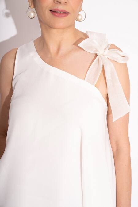 Shop_House Of Inari_White Silk, Crepe Asymmetric Solid Top_Online_at_Aza_Fashions