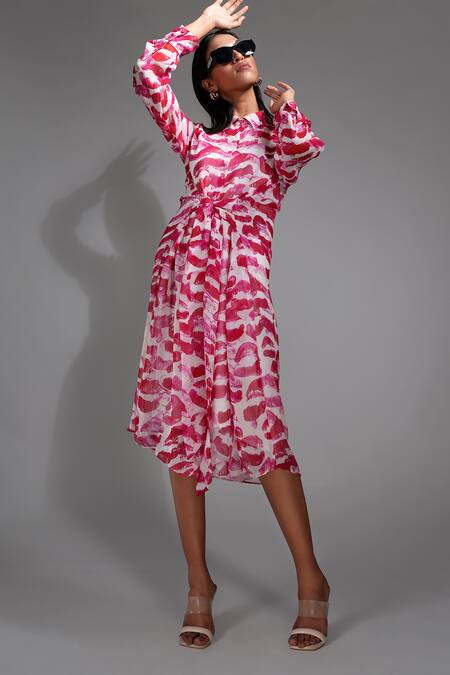 Shruti S Pink Georgette Collared Lips Print Shirt Dress Online at Aza Fashions Shruti S_Pink Georgette Collared Lips Print Shirt Dress _Online_at_Aza_Fashions