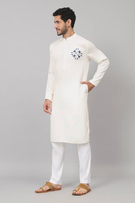 Buy Hilo Design Off White Gingham Embroidery Avorio Floral Placement Kurta Online at Aza Fashions Buy_Hilo Design_Off White Gingham Embroidery Avorio Floral Placement Kurta_Online_at_Aza_Fashions