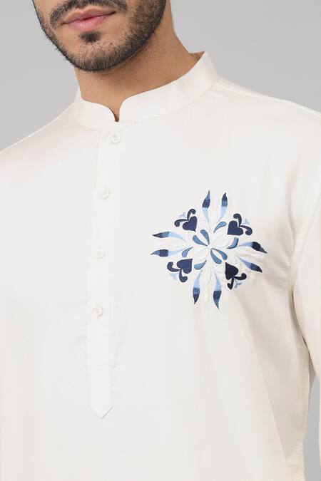 Hilo Design Off White Gingham Embroidery Avorio Floral Placement Kurta at Aza Fashions Hilo Design_Off White Gingham Embroidery Avorio Floral Placement Kurta_at_Aza_Fashions