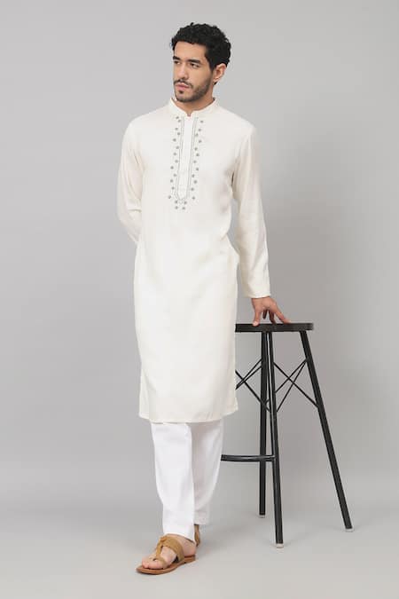 Hilo Design_Off White Gingham Embroidery Floral Placket Kurta_Online_at_Aza_Fashions