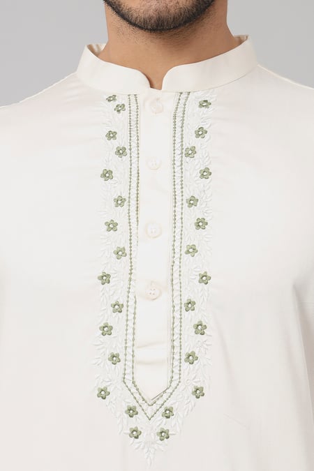 Hilo Design_Off White Gingham Embroidery Floral Placket Kurta_at_Aza_Fashions