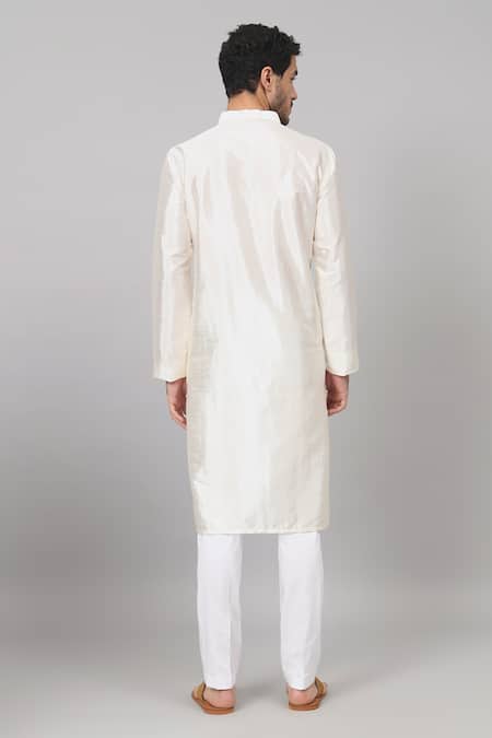 Hilo Design Floral Vine Placket Embroidered Kurta 