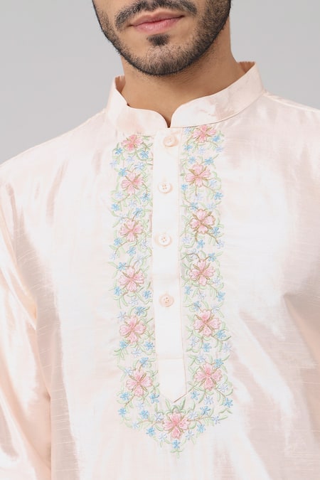 Shop Hilo Design Peach Silk Embroidery Oxlip Floral Placket Kurta Shop_Hilo Design_Peach Silk Embroidery Oxlip Floral Placket Kurta