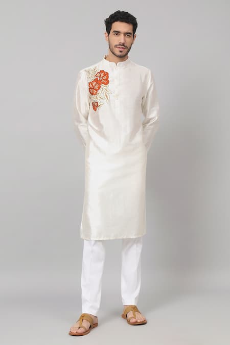 Hilo Design Off White Semi Raw Silk Embroidery Resham Beju Gilded Floral Placement Kurta