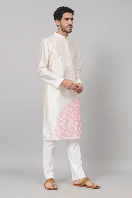 Hilo Design Off White Silk Embroidery Petals Floral Kurta at Aza Fashions Hilo Design_Off White Silk Embroidery Petals Floral Kurta _at_Aza_Fashions