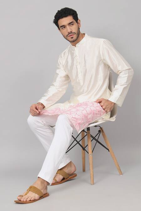 Shop Hilo Design Off White Silk Embroidery Petals Floral Kurta Shop_Hilo Design_Off White Silk Embroidery Petals Floral Kurta