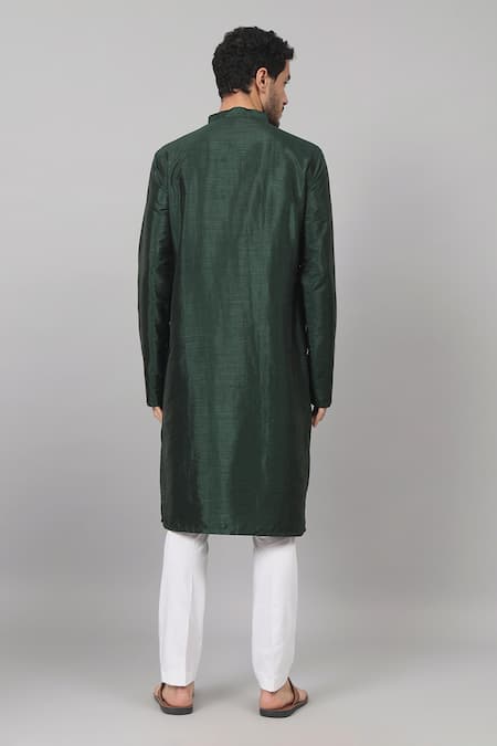 Shop Hilo Design Green Silk Embroidery Varen Fern Placement Kurta at Aza Fashions Shop_Hilo Design_Green Silk Embroidery Varen Fern Placement Kurta _at_Aza_Fashions