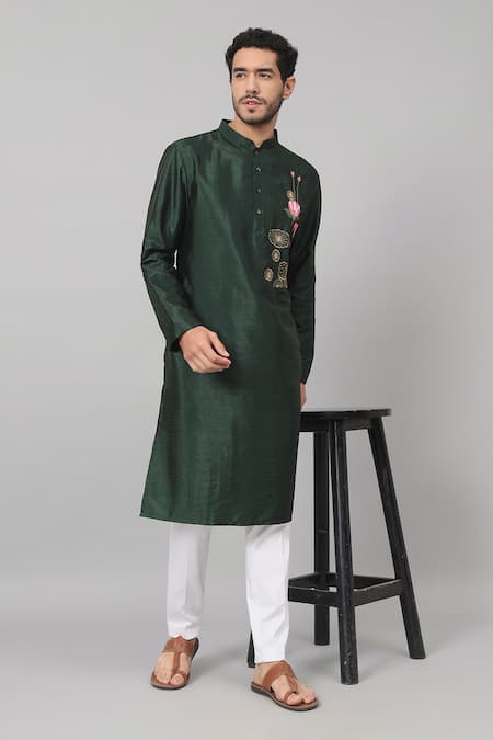 Hilo Design Green Silk Embroidery Varen Fern Placement Kurta Online at Aza Fashions Hilo Design_Green Silk Embroidery Varen Fern Placement Kurta _Online_at_Aza_Fashions