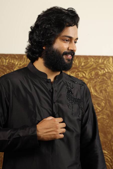 Buy_Hilo Design_Black Silk Embroidery Reindeer Kurta And Pant Set _Online_at_Aza_Fashions
