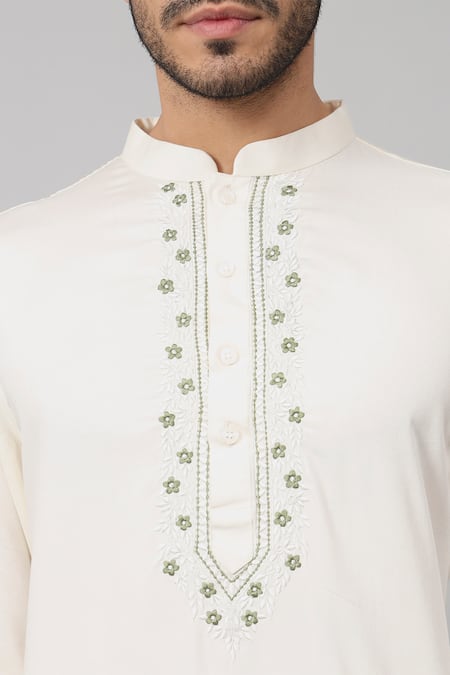Hilo Design Off White Gingham, Cotton Embroidery Floral Neckline Kurta And Pant Set at Aza Fashions Hilo Design_Off White Gingham, Cotton Embroidery Floral Neckline Kurta And Pant Set_at_Aza_Fashions