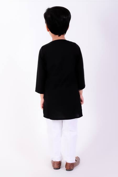 Shop Neha Gursahani Black Cotton Linen Embroidery Stitch Work Yoke Kurta With Pant at Aza Fashions Shop_Neha Gursahani_Black Cotton Linen Embroidery Stitch Work Yoke Kurta With Pant _at_Aza_Fashions