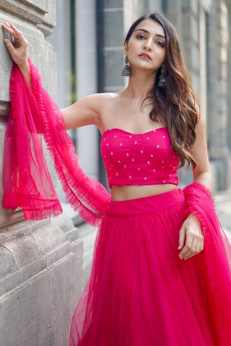 Buy_Dajwaree_Pink Net Embroidery, Beads Sweetheart Neck Tiered Lehenga Blouse Set 