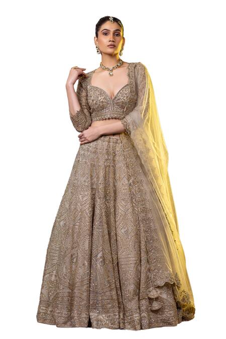 Raj Arora Green Net Zari, Cut Work Sweetheart Neck Zardosi Embroidered Blouse Lehenga Set Online at Aza Fashions Raj Arora_Green Net Zari, Cut Work Sweetheart Neck Zardosi Embroidered Blouse Lehenga Set _Online_at_Aza_Fashions