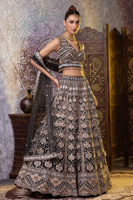Buy_Raj Arora_Green Net, Crepe Sequins, Pearls, Aari And Dori Embroidered Blouse Lehenga Set _Online_at_Aza_Fashions