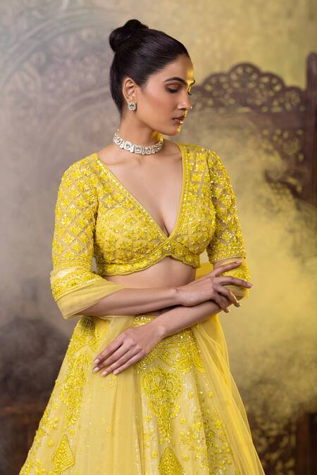 Raj Arora Yellow Net, Georgette Sequins, Resham And Embroidered Blouse Lehenga Set at Aza Fashions Raj Arora_Yellow Net, Georgette Sequins, Resham And Embroidered Blouse Lehenga Set _at_Aza_Fashions