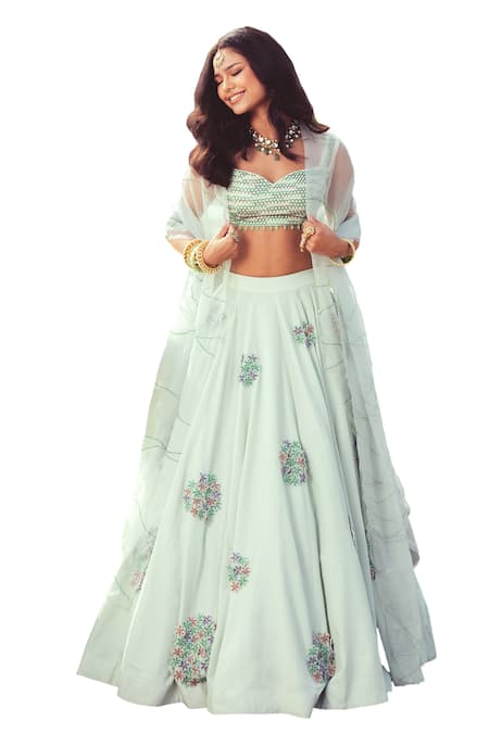 Buy_Khushboo Chugh_Green Organza, Crepe Beads, Applique Sweetheart Neck Floral Lehenga Set 