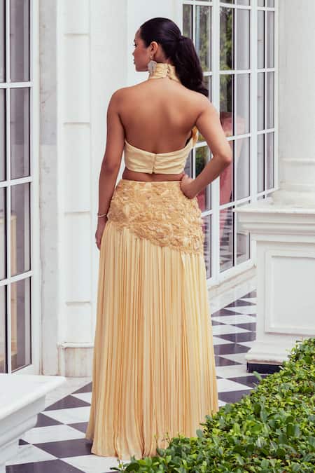 Khushboo Chugh Bead Floral Embellished Mermaid Lehenga With Halter Neck Blouse 