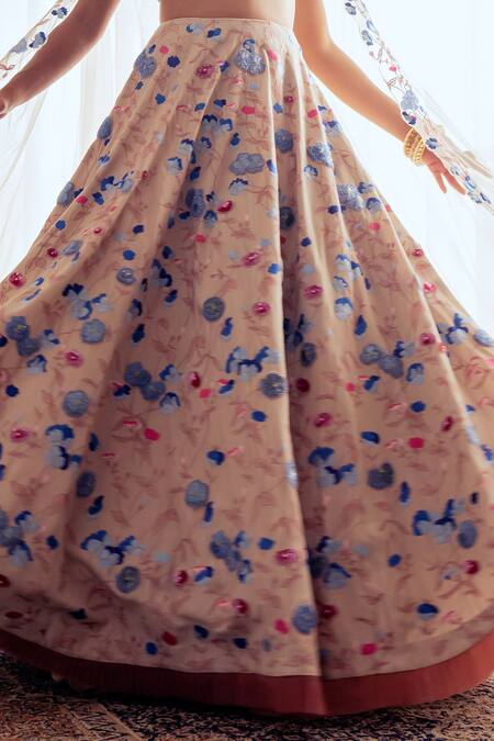 Buy_Khushboo Chugh_Beige Organza, Crepe Embroidery, Sequins, Floral Vine Resham Lehenga Set _Online_at_Aza_Fashions