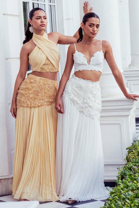 Khushboo Chugh_Ivory Crepe Embroidery, Floral Embellished Mermaid Lehenga With Blouse _Online_at_Aza_Fashions