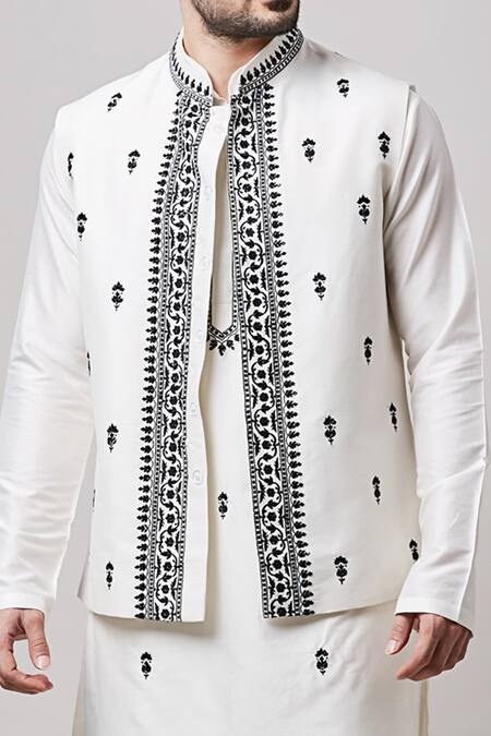 Buy_Sanjev Marwaaha_Ivory Cotton, Silk Embroidery Bundi Kurta Set_Online_at_Aza_Fashions
