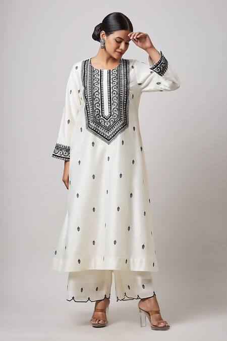 Buy Sanjev Marwaaha Ivory Vishika Silk Hand Embroidery Floral Round Contrast Kurta Pant Set Online at Aza Fashions Buy_Sanjev Marwaaha_Ivory Vishika Silk Hand Embroidery Floral Round Contrast Kurta Pant Set_Online_at_Aza_Fashions