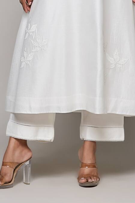 Buy_Sanjev Marwaaha_Ivory Chanderi Embroidery, Lace, Pearls Round Neck A-line Kurta Pant Set_Online_at_Aza_Fashions