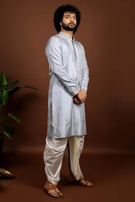 Buy Hilo Design Grey Silk Zari, Embroidery Gracia Kanchipuram Hand Kurta Set Online at Aza Fashions Buy_Hilo Design_Grey Silk Zari, Embroidery Gracia Kanchipuram Hand Kurta Set _Online_at_Aza_Fashions