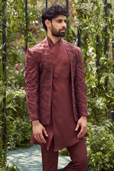 Varun Chakkilam Maroon Tulle Silk Embroidery Sequins Geometric Jacket Kurta Set at Aza Fashions Varun Chakkilam_Maroon Tulle Silk Embroidery Sequins Geometric Jacket Kurta Set _at_Aza_Fashions