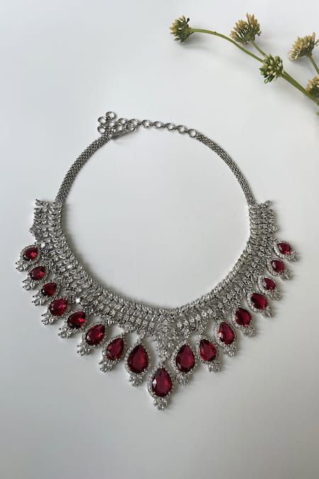 Shop Studio6 Jewels Red Stones Tear Drop Carved Necklace Set at Aza Fashions Shop_Studio6 Jewels_Red Stones Tear Drop Carved Necklace Set _at_Aza_Fashions
