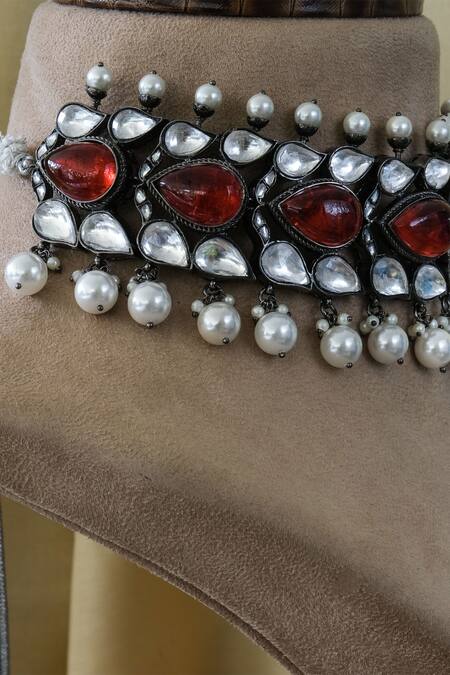 Studio6 Jewels Red Stones, Beads Leaf Carved Choker Set Online at Aza Fashions Studio6 Jewels_Red Stones, Beads Leaf Carved Choker Set _Online_at_Aza_Fashions