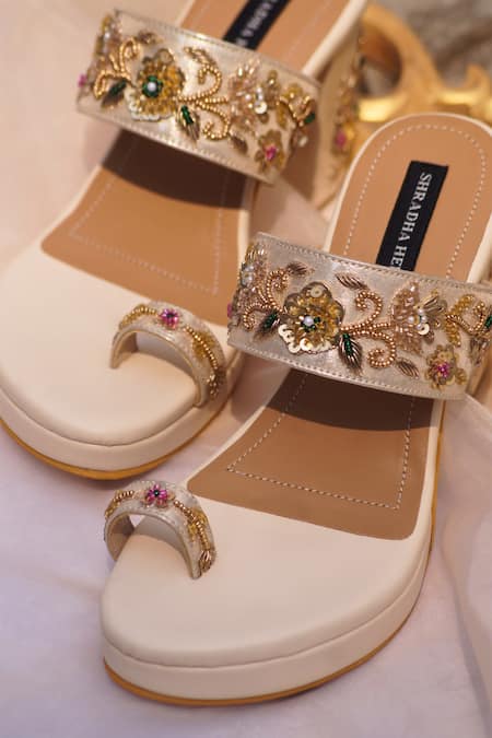 Buy_Shradha Hedau Footwear Couture_Beige Cut Work, Pearls, Sequins, Beads Riona Embellished Kolhapuri Block Heels _Online_at_Aza_Fashions