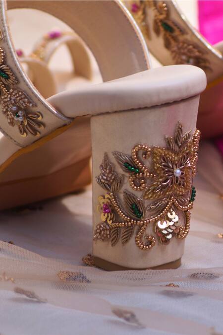 Shop_Shradha Hedau Footwear Couture_Beige Cut Work, Pearls, Sequins, Beads Riona Embellished Kolhapuri Block Heels 