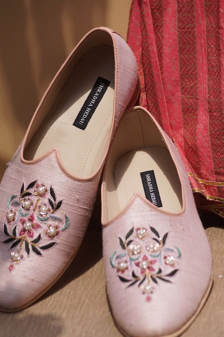 Shradha Hedau Footwear Couture_Peach Embroidery Floral Mojadi _at_Aza_Fashions