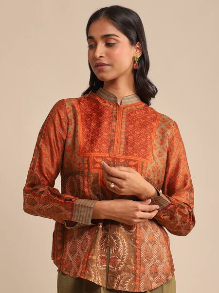 Shop Ritu Kumar Orange Silk Embroidery Bandeau Neck Pushkar Flower Print Kurta Shop_Ritu Kumar_Orange Silk Embroidery Bandeau Neck Pushkar Flower Print Kurta
