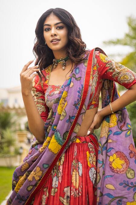 Aindhri By Mahitha_Red Chanderi Silk Beads Sweetheart Neck Kalamkari Fauna Gathered Lehenga Set_at_Aza_Fashions