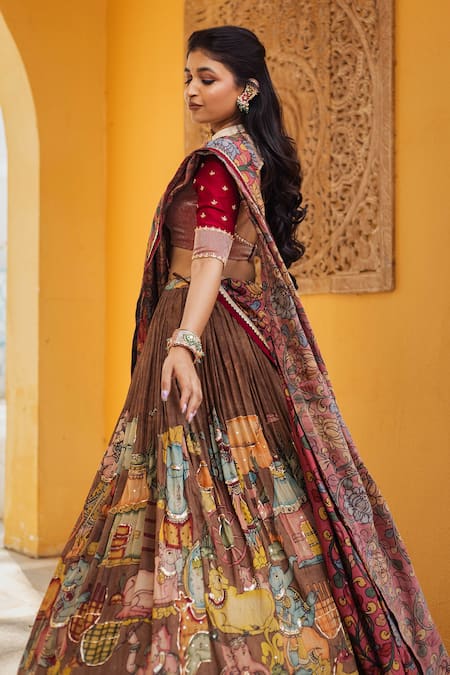 Shop Aindhri By Mahitha Brown Chanderi Silk Embroidery Scoop Kalamkari Ganesha Hand Painted Lehenga Set at Aza Fashions Shop_Aindhri By Mahitha_Brown Chanderi Silk Embroidery Scoop Kalamkari Ganesha Hand Painted Lehenga Set_at_Aza_Fashions