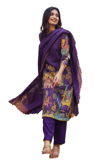 Buy Aindhri By Mahitha Purple Silk, Rayon, Notched Neck Kalamkari Kurta Pant Set Buy_Aindhri By Mahitha_Purple Silk, Rayon, Notched Neck Kalamkari Kurta Pant Set