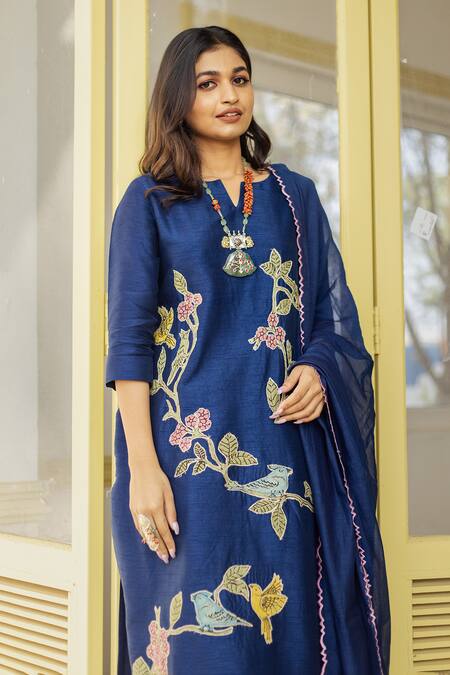 Aindhri By Mahitha Navy Silk, Cotton, Rayon, Chanderi Embroidery, Birds Kalamkari Kurta Set at Aza Fashions Aindhri By Mahitha_Navy Silk, Cotton, Rayon, Chanderi Embroidery, Birds Kalamkari Kurta Set_at_Aza_Fashions