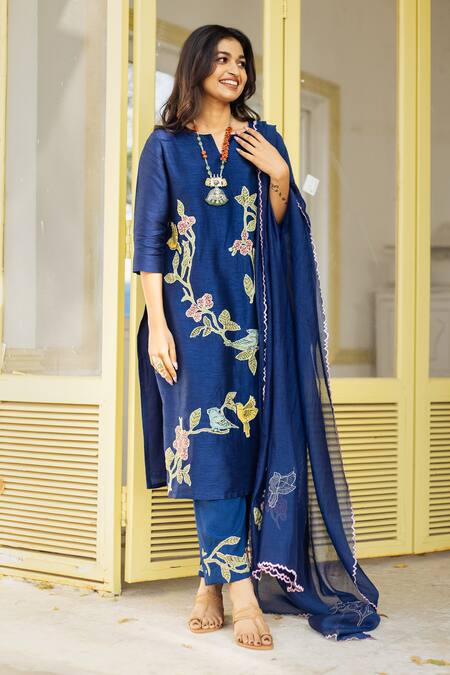 Shop Aindhri By Mahitha Navy Silk, Cotton, Rayon, Chanderi Embroidery, Birds Kalamkari Kurta Set at Aza Fashions Shop_Aindhri By Mahitha_Navy Silk, Cotton, Rayon, Chanderi Embroidery, Birds Kalamkari Kurta Set_at_Aza_Fashions