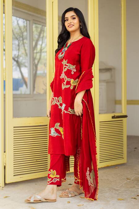 Shop Aindhri By Mahitha Red Silk, Rayon, Embroidery Notched Kalamkari Kurta Pant Set at Aza Fashions Shop_Aindhri By Mahitha_Red Silk, Rayon, Embroidery Notched Kalamkari Kurta Pant Set_at_Aza_Fashions