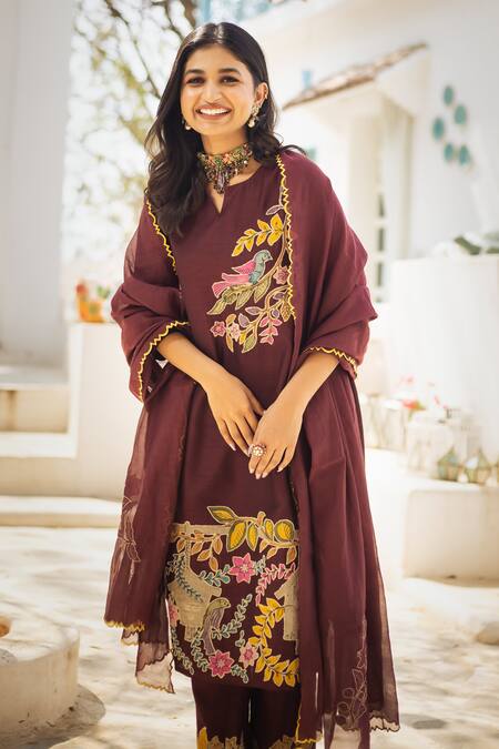 Buy Aindhri By Mahitha Wine Silk, Rayon, Embroidery, Humming Bird Kalamkari Kurta Set Online at Aza Fashions Buy_Aindhri By Mahitha_Wine Silk, Rayon, Embroidery, Humming Bird Kalamkari Kurta Set_Online_at_Aza_Fashions