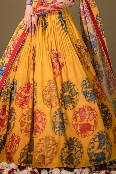 Aindhri By Mahitha Yellow Chanderi Silk Beads Sweetheart Floral Hand Painted Kalamkari Lehenga Set Online at Aza Fashions Aindhri By Mahitha_Yellow Chanderi Silk Beads Sweetheart Floral Hand Painted Kalamkari Lehenga Set_Online_at_Aza_Fashions