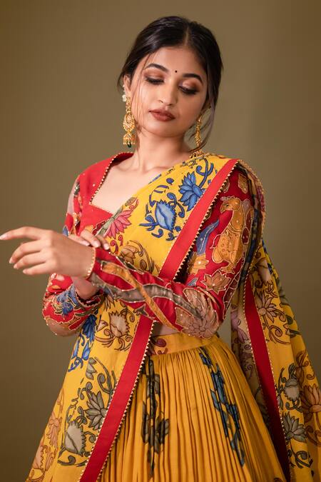 Shop Aindhri By Mahitha Yellow Chanderi Silk Beads Sweetheart Floral Hand Painted Kalamkari Lehenga Set Online at Aza Fashions Shop_Aindhri By Mahitha_Yellow Chanderi Silk Beads Sweetheart Floral Hand Painted Kalamkari Lehenga Set_Online_at_Aza_Fashions