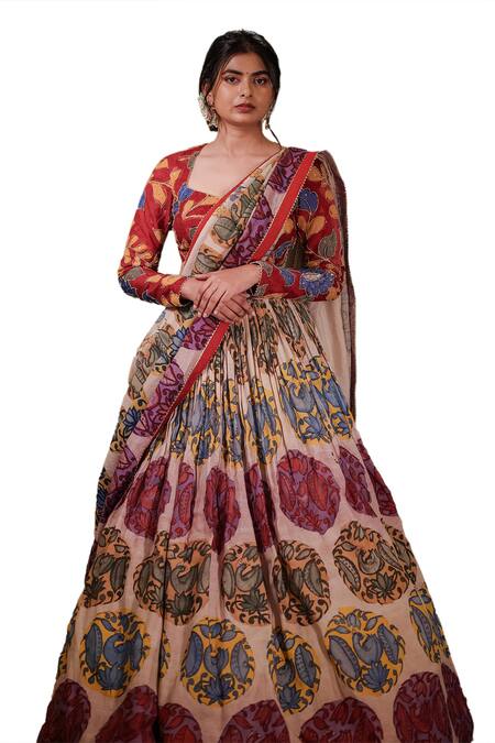 Aindhri By Mahitha_Beige Chanderi Silk Beads Sweetheart Neck Hand Painted Kalamkari Lehenga Set_Online_at_Aza_Fashions