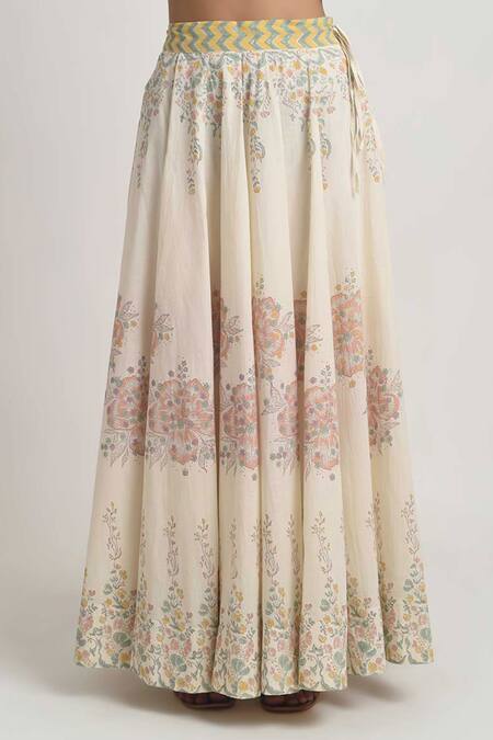Shop_Barahmasi_Off White Cotton Hand Block Printed Floral V Neck Kado Skirt Set