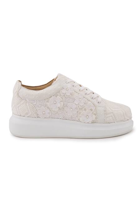 Buy Anaar White Daphne Crochet Flower Embroidered Flat Sneakers Online at Aza Fashions Buy_Anaar_White Daphne Crochet Flower Embroidered Flat Sneakers _Online_at_Aza_Fashions