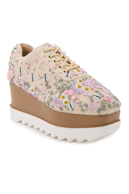 Anaar Beige Embroidery Valensole Wedge Sneakers Online at Aza Fashions Anaar_Beige Embroidery Valensole Wedge Sneakers _Online_at_Aza_Fashions