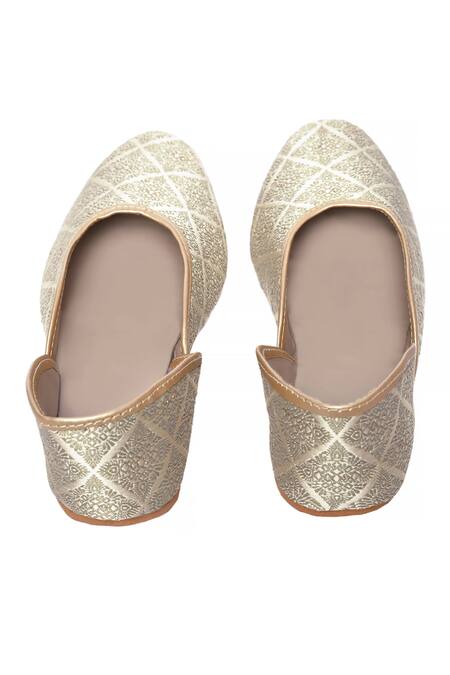 Buy_Arihant Rai Sinha_Green Floral Jaal Woven Juttis_Online_at_Aza_Fashions